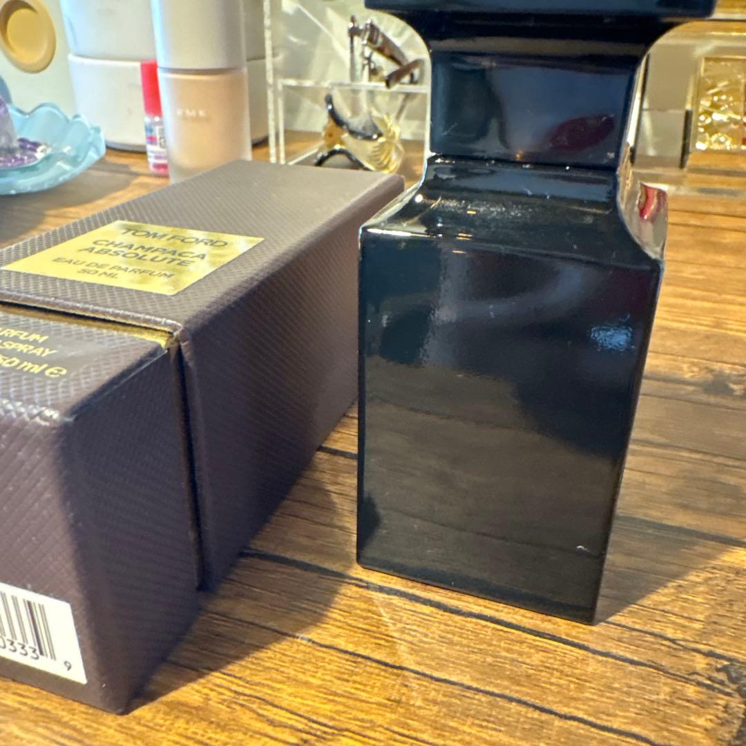 トム フォード ビューティ チャンパカ・アブソルート オード パルファム スプ…