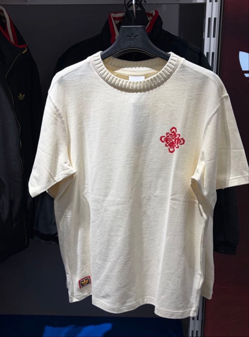 新品S Adidas FW25 CNY 馬年限定 半袖Tシャツ KT0713