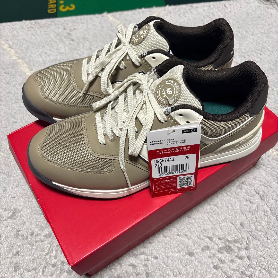 UGS574A3 ゴルフシューズ　2E