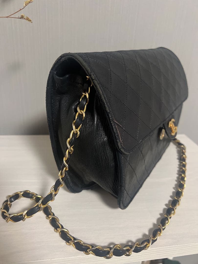 Chanel ブラック ショルダーバッグ