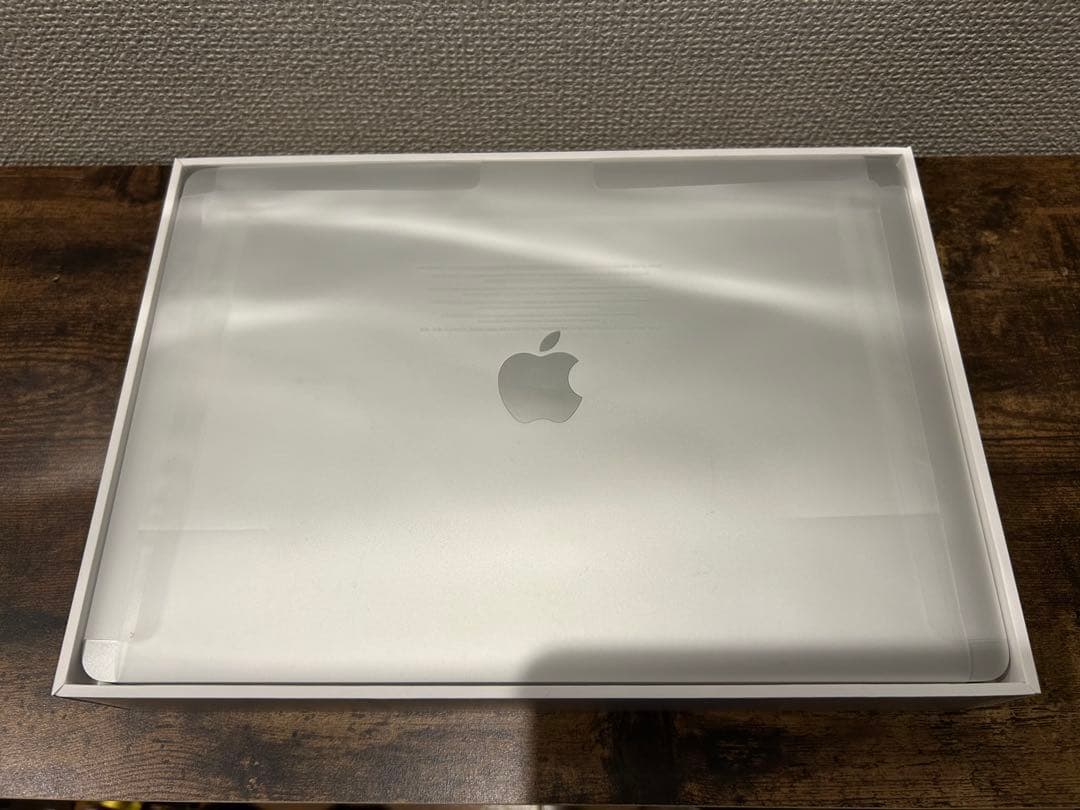 MacBook本体 Apple MacBook Air(M1, 2020) 8GB/512GB
