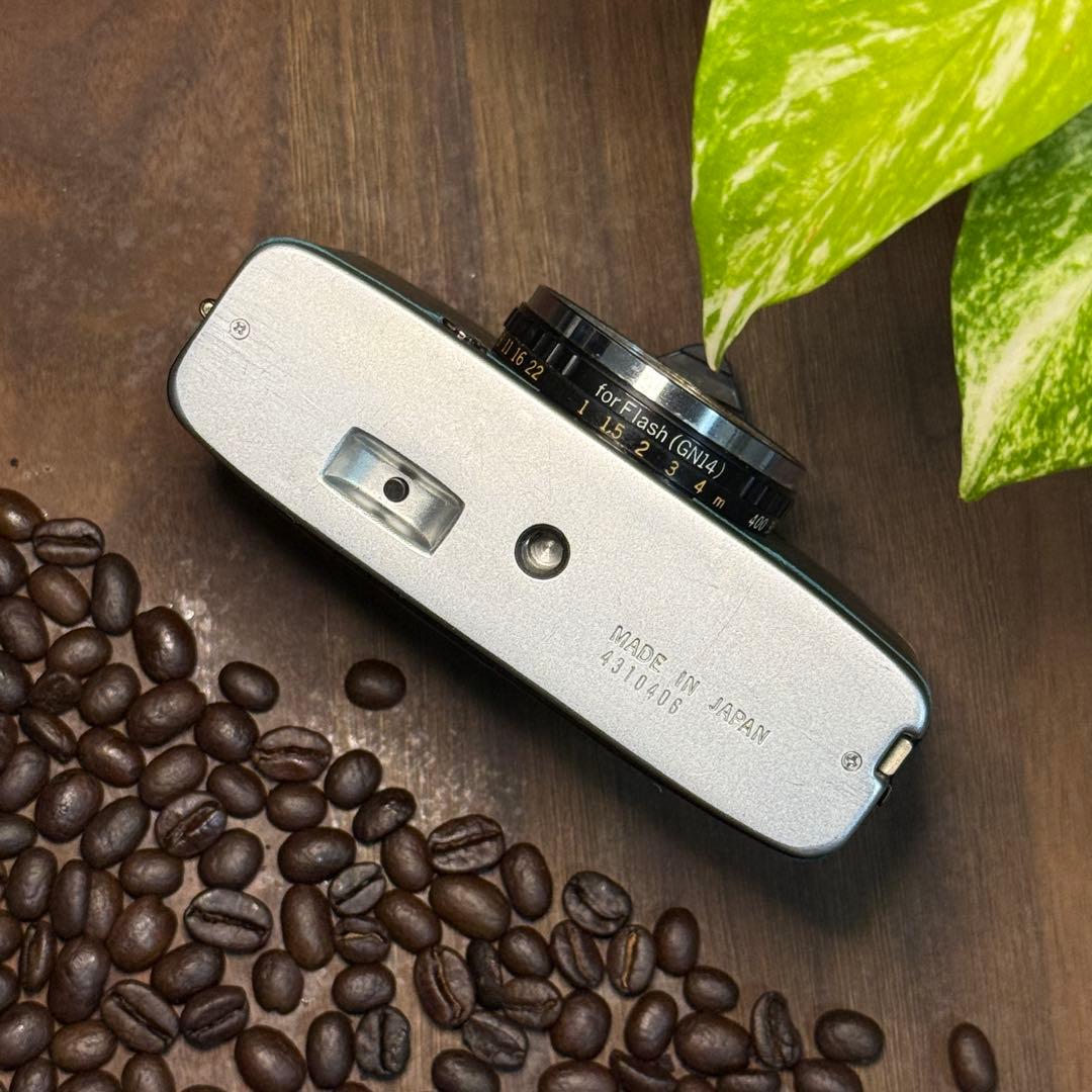 ✴️初心者向✴️グリーンレザー✴️実写・分解整備済✴️オリンパスPEN EE-3 完動品