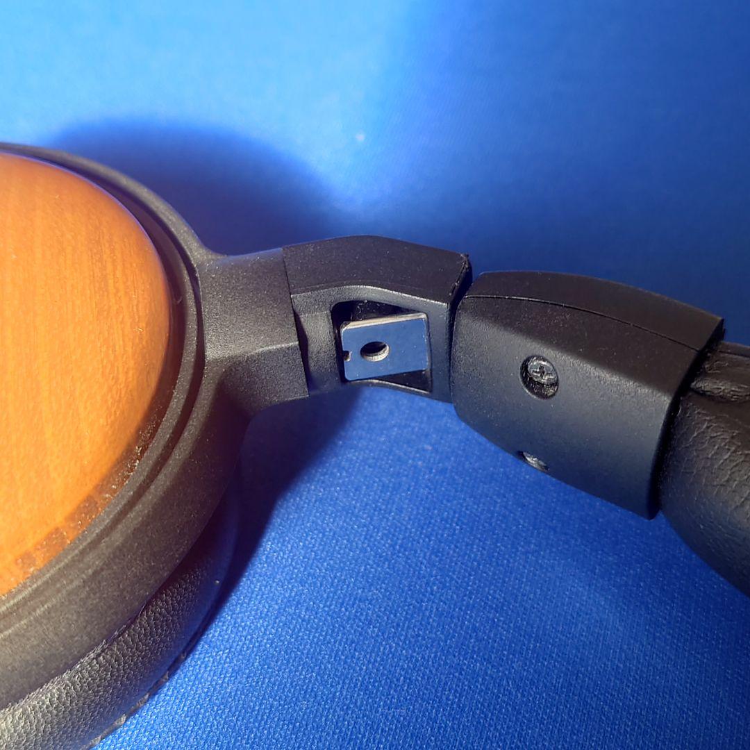 【限定生産品】オーディオテクニカ　ポータブルヘッドホン　ATH-ESW9LTD