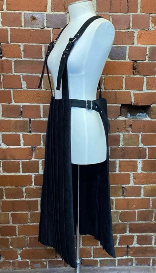 ノワールケイニノミヤ　吊りスカート　コムデギャルソン