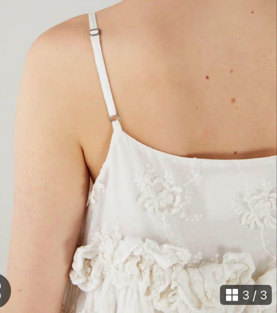 crinkle crinkle crinkle 3Dエンブロイダリー キャミソー