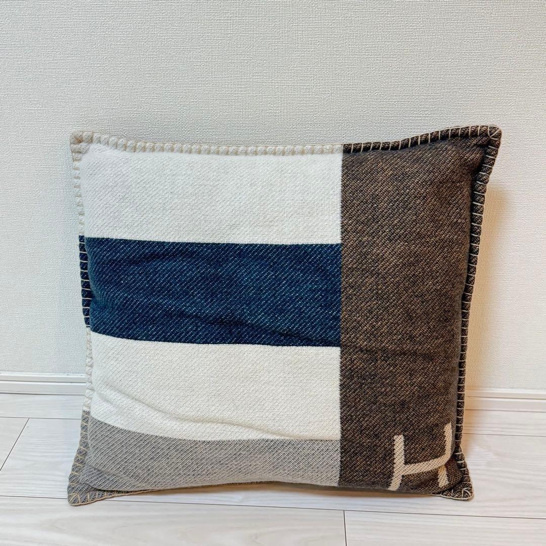 HERMES エルメス カシミヤ ウールクッション