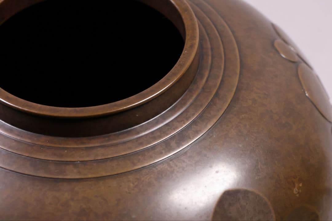 高岡銅器 鋳師 中村義一 八葉文 青銅 花瓶 高27cm 共箱 壷【MB201】