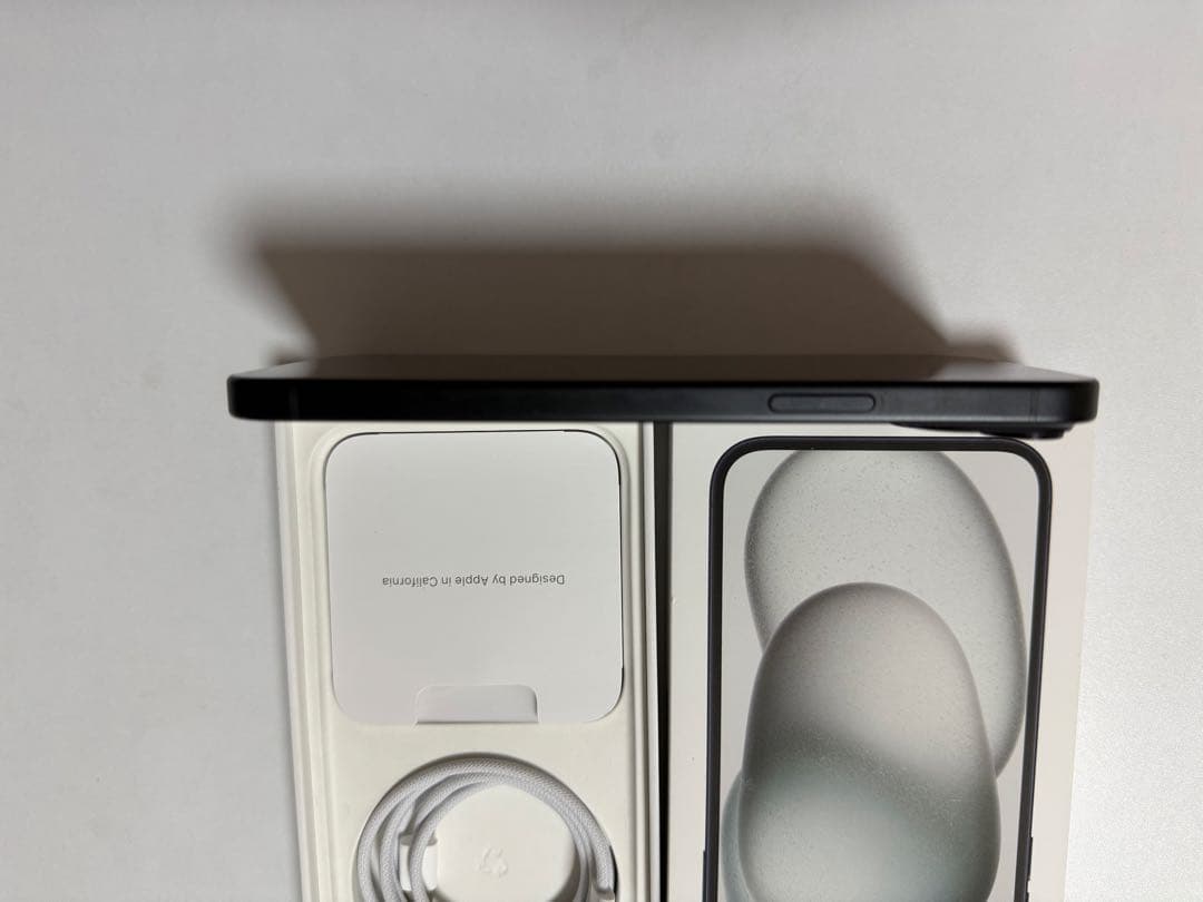 【傷無し】Apple iPhone 15Plus 128GB ブラック　本体