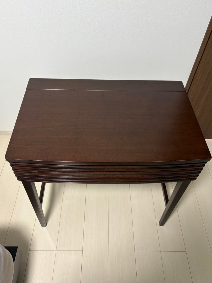 a.flat　ルーバー・ドレッサー　鏡台