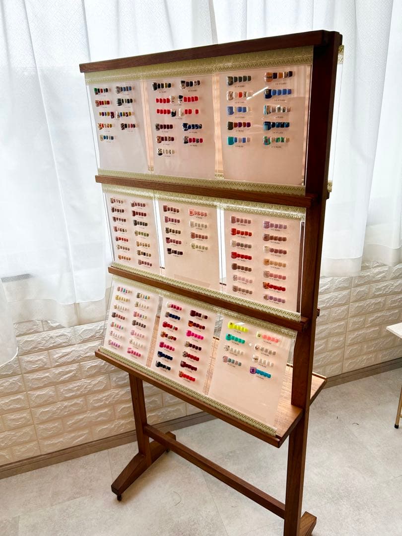 【定価15万のオーダーメイド品】ネイルディスプレイ台　ネイルサンプルディスプレイ