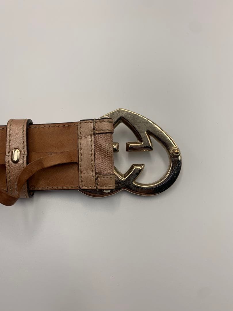 美品‼️GUCCI グッチ ベルトハートベルト ピンク　レディース P55