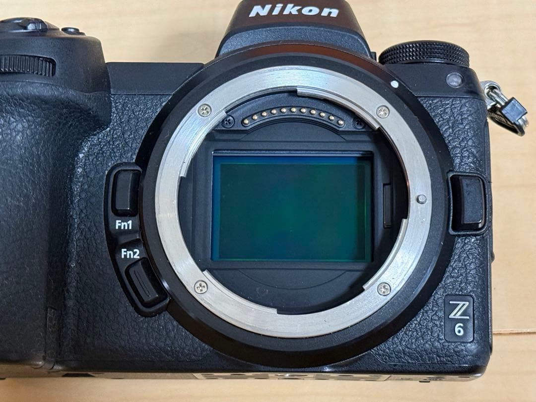 Nikon Z 6 ミラーレスカメラ 本体 + FTZアダプター