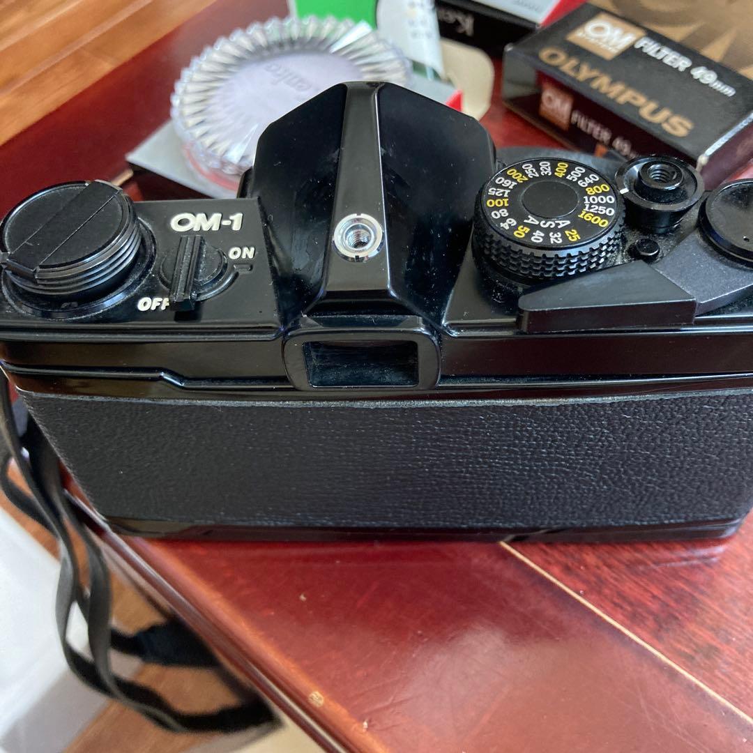 A オリンパス　OM1