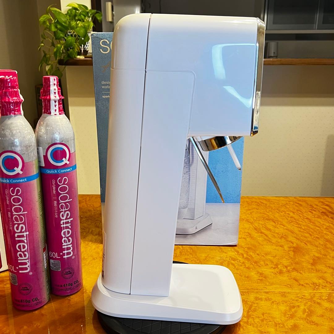 Sodastream ソーダストリーム Art ガスシリンダ2本　専用ボトル1本