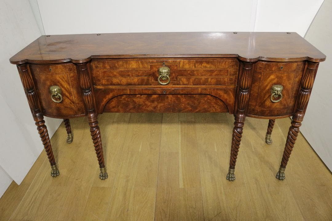 イギリス★アンティーク★サイドボード★ライオン★ラグジュアリー★