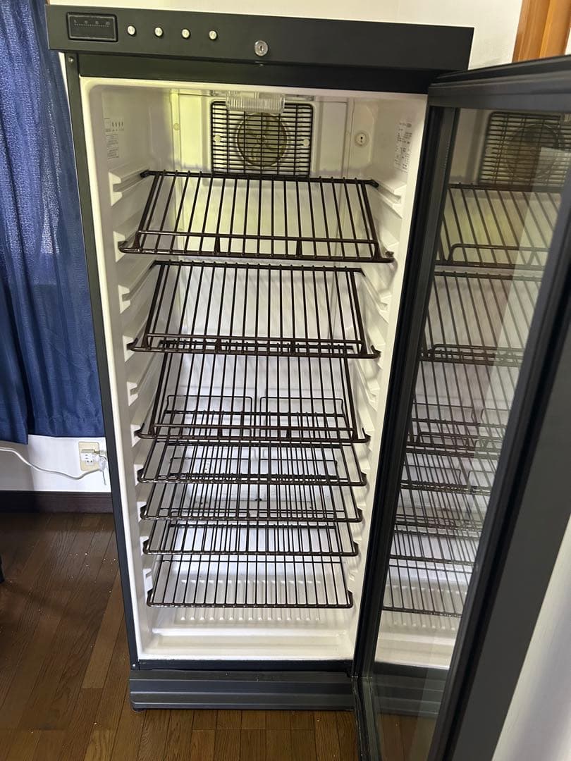 ブラック ワインセラー ST-SV270G(M)-D 265L