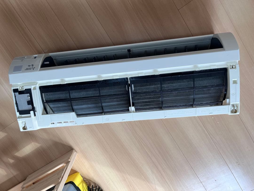 三菱 ルームエアコン MSZ-GE2220-W 6畳用 霧ヶ峰　室外機付き