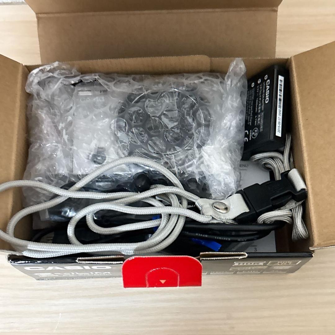 CASIO デジタルカメラ EXILIM EX-ZR1600SR 箱付き