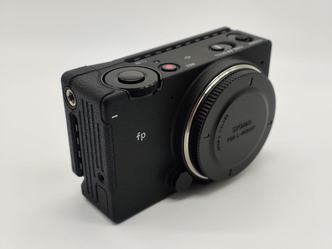 新品同様 SIGMA fp 45mm F2.8 DG DN キット