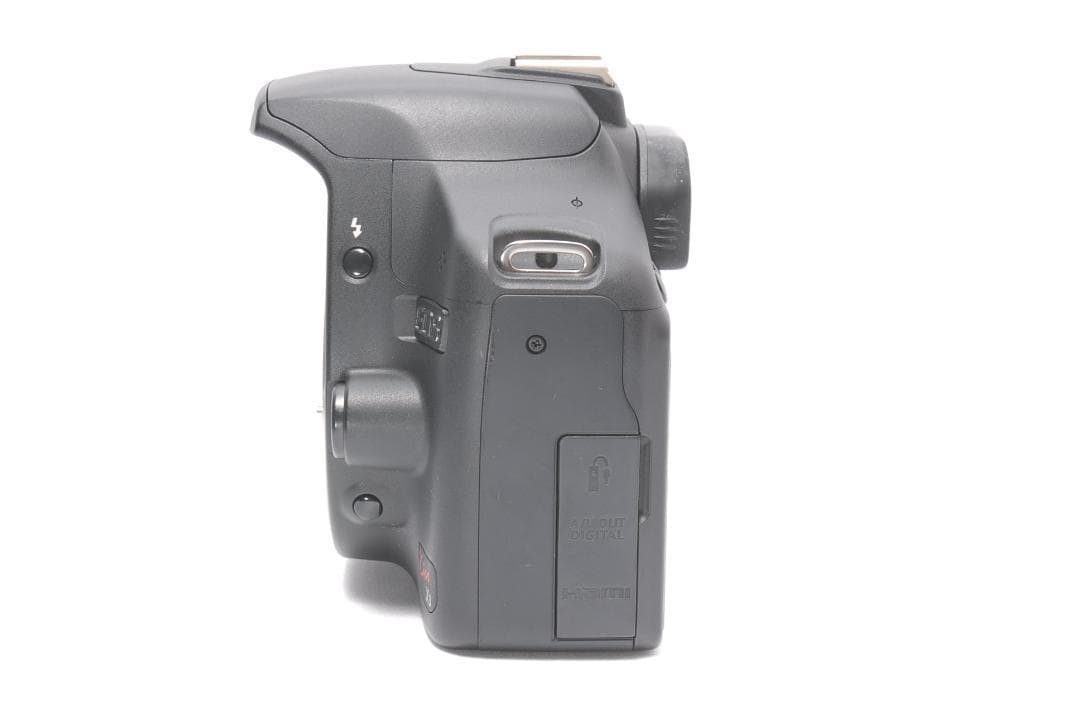 希少品❤キャノン kiss x3 デジタル一眼　パワーズームレンズ　入門カメラ