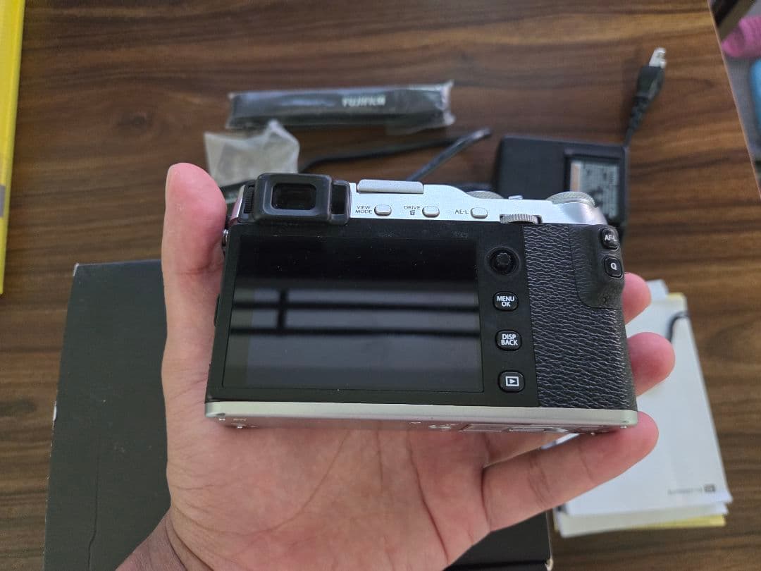 n*a様 Fujifilm X-E3 ミラーレスカメラ