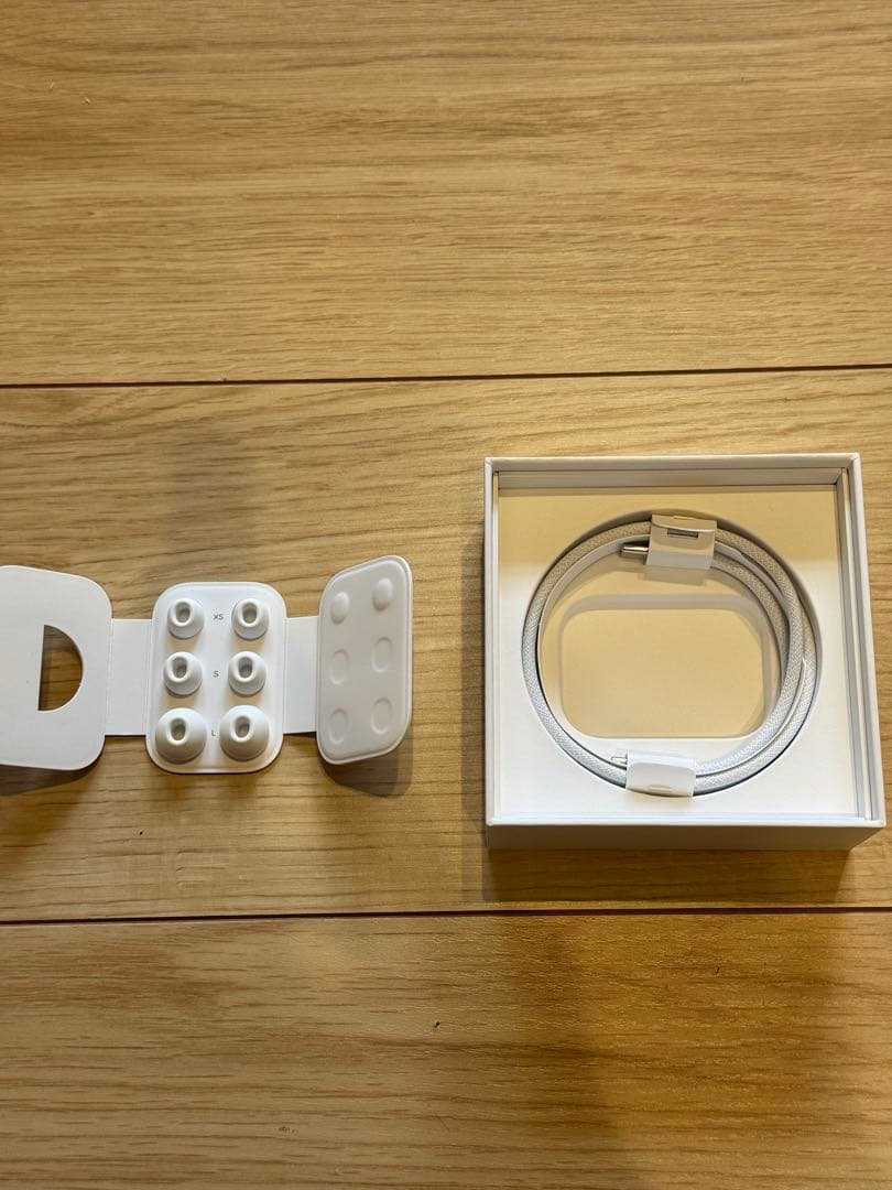 【美品】 AirPods Pro 2 USB-C