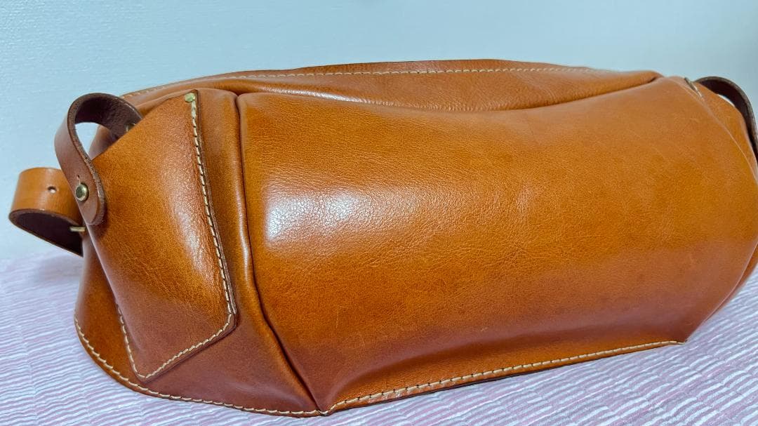 HERZ ボディバッグ F-1（おまけ付き）