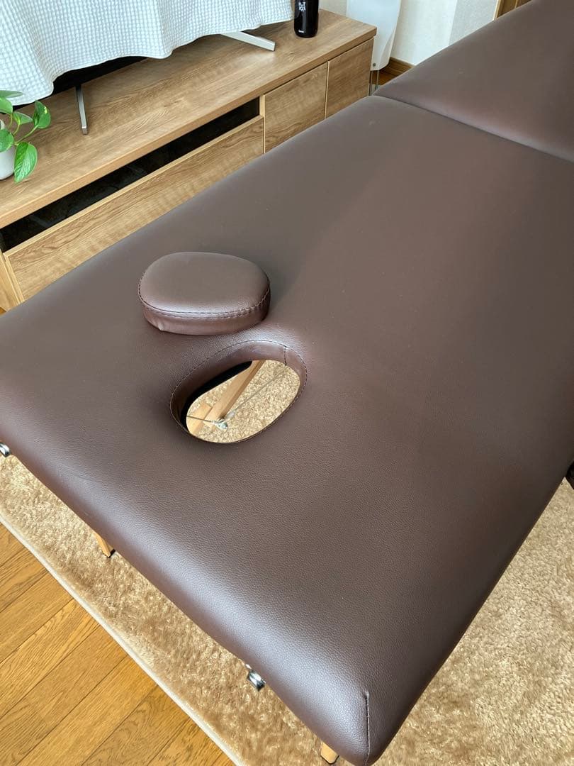 折りたたみベッド　エステ　マッサージ　セラピスト　木製ベッド