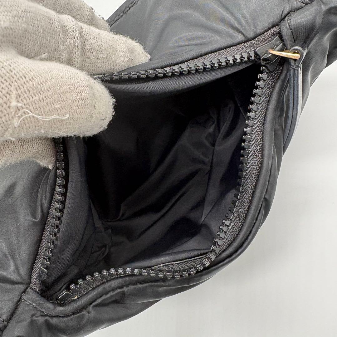 美品✨トリーバーチ ボディバッグ エラ ベルトバッグ ナイロン ブラック