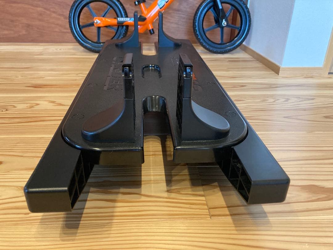 【こは】STRIDER ロッキングベース