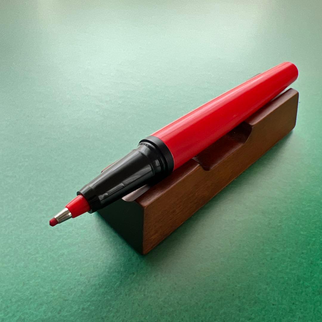 【希少】伊東屋 ITOYA ペンジャケット レッド（未使用に近い）