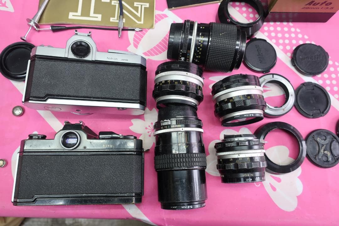 ニコン光学カメラ　本体２台　レンズ５本　ジャンク