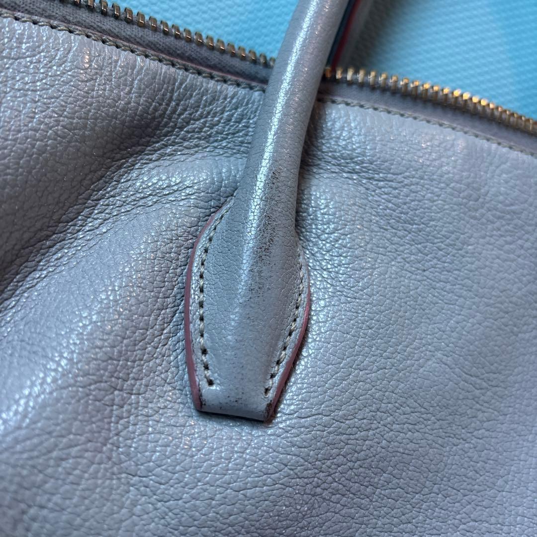 Miu Miu ライトグレー ハンドバッグ