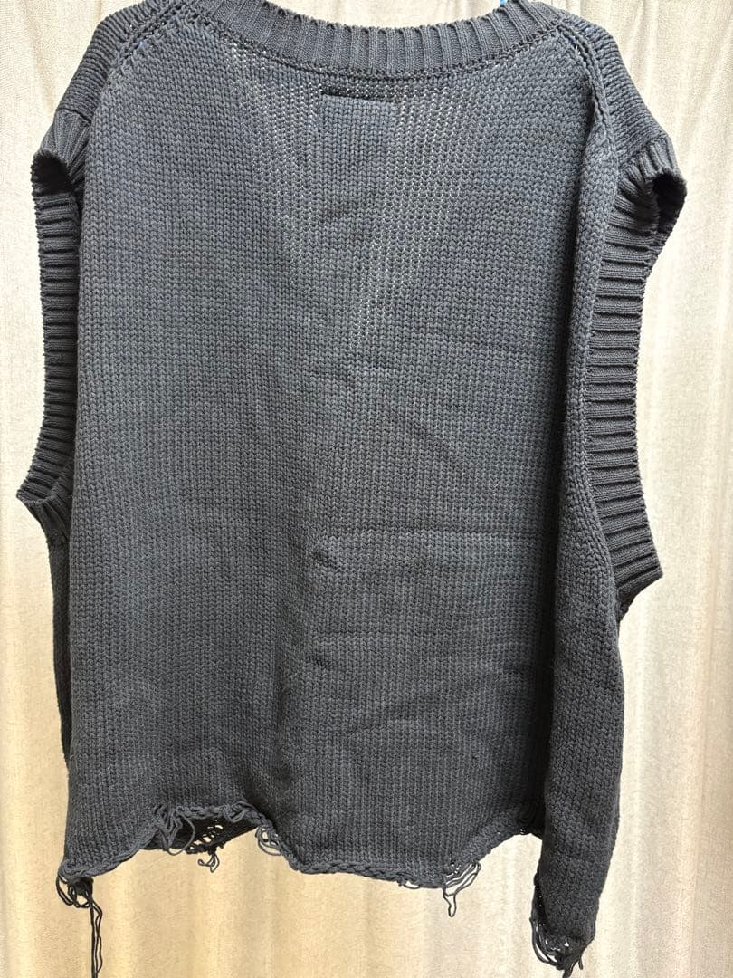 doublet 3Dパッチ ニットベスト