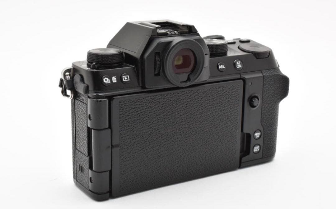 FUJIFILM X-S10 ボディ
