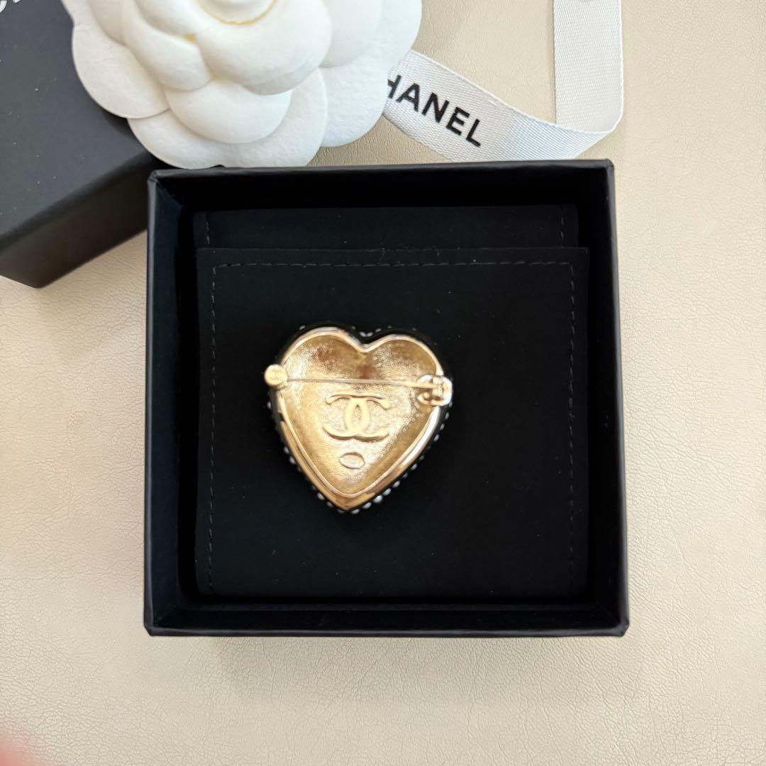 新品＊CHANEL＊ブローチ＊ハート＊ブローチ パール装飾＊ゴールド