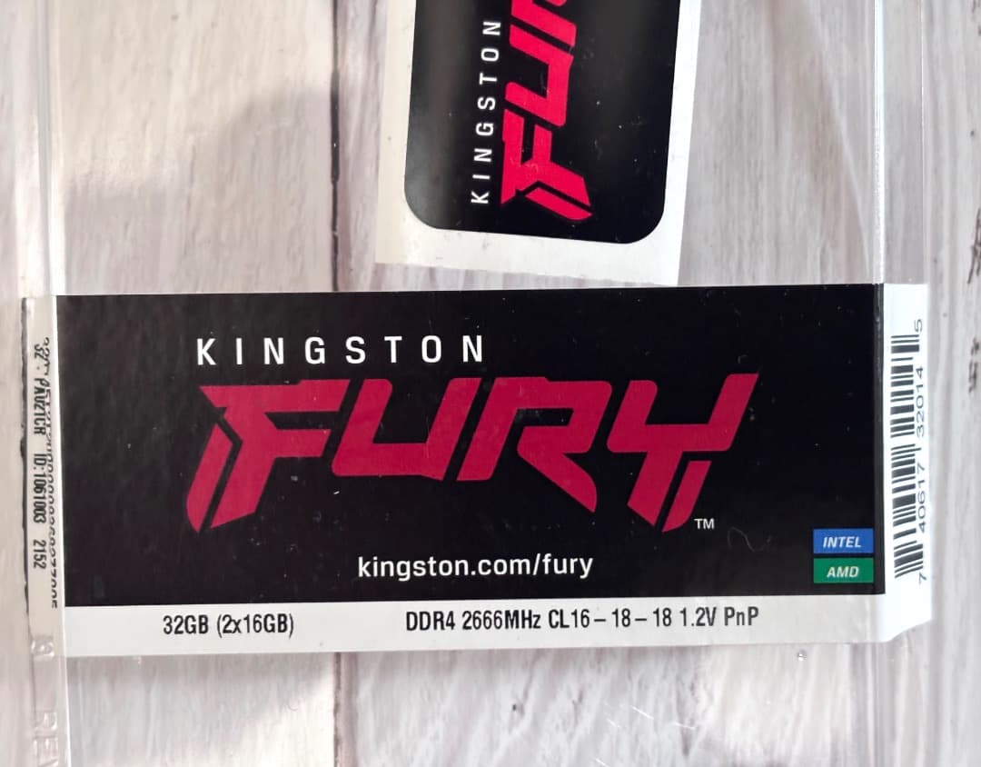 KINGSTON FURY BEAST 32GB(16GBx2) DDR4メモリ