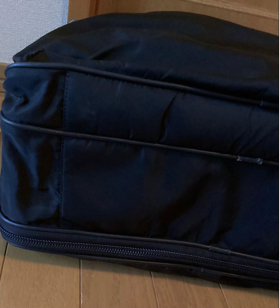 美品　プラダビジネスバック　大容量　ショルダー　トート　バック