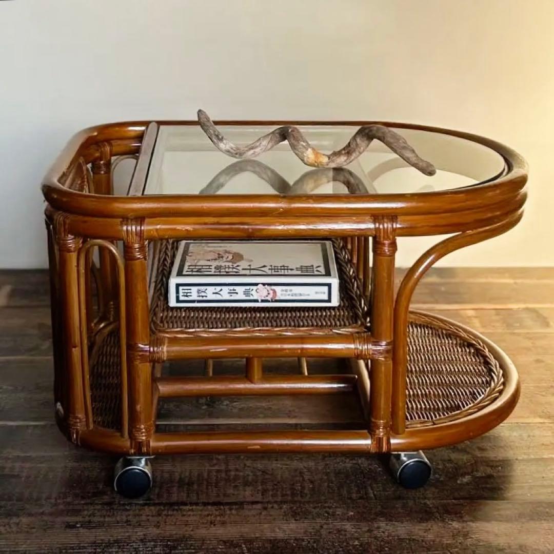 昭和後期 籐製 サイドテーブル 強化ガラス天板 キャスター付き（ラタン）