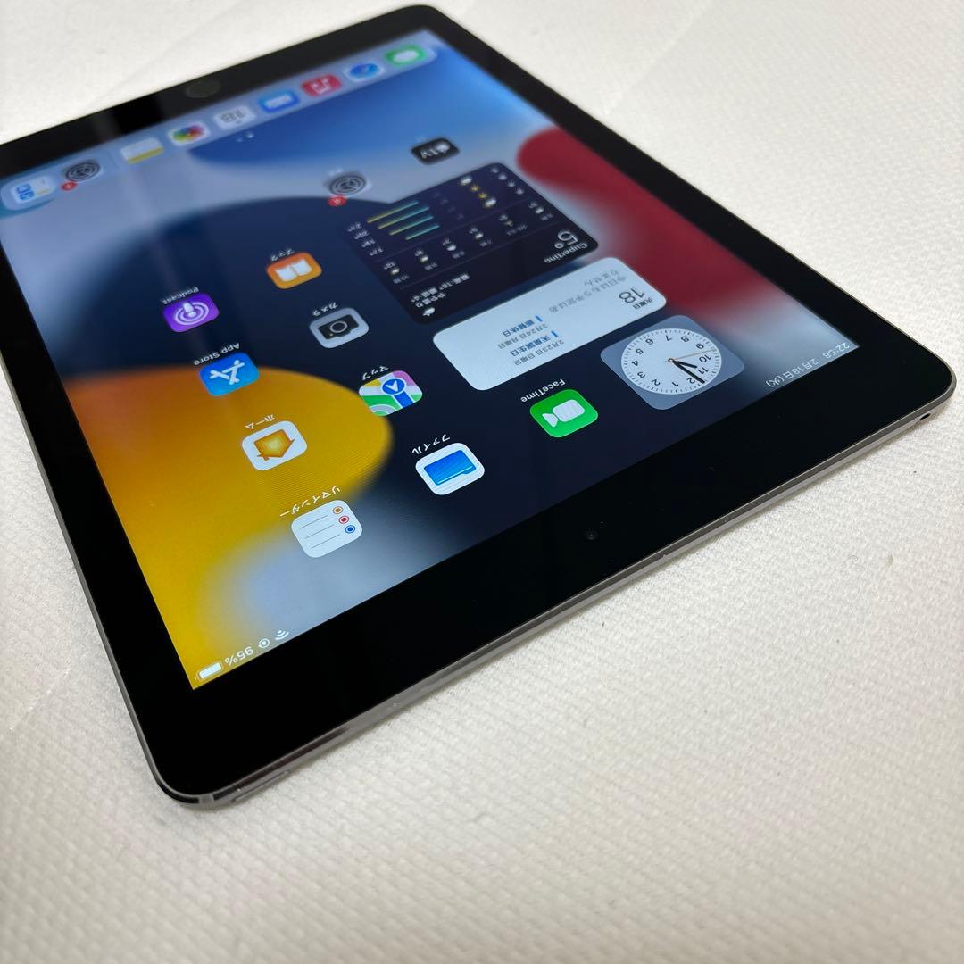 iPadAir2 第2世代 64GB WIFIモデル　MGKL2J/A