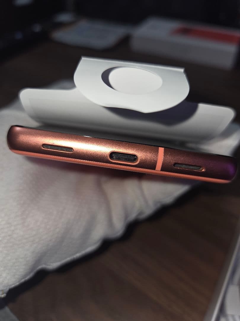 Google Pixel 7a オレンジ 限定ケース付き