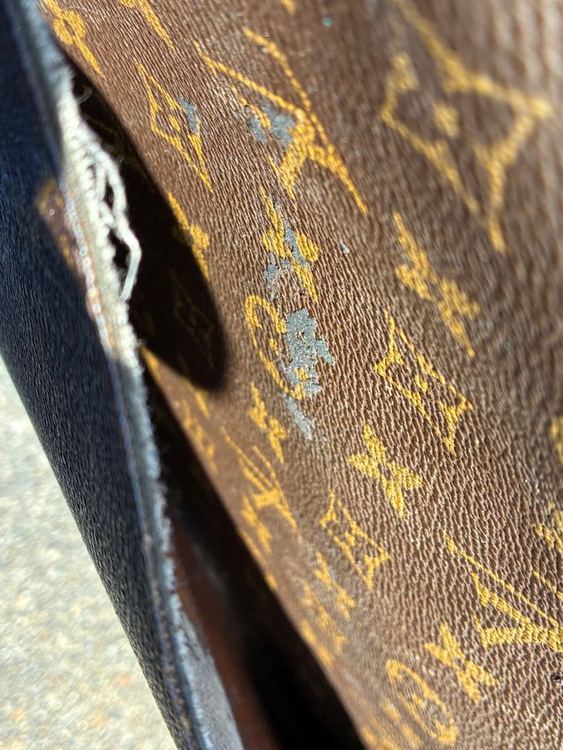 M*様 ハンドバッグ モノグラム セルヴィエット コンセイエ　LOUIS VUI