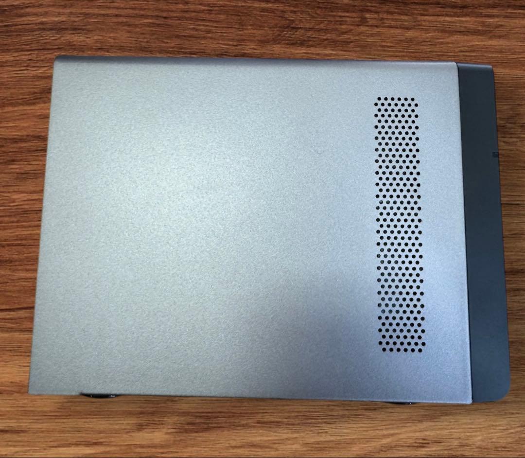 QNAP TVS-671 6ベイNAS Core-i3モデル ディスクおまけ付き