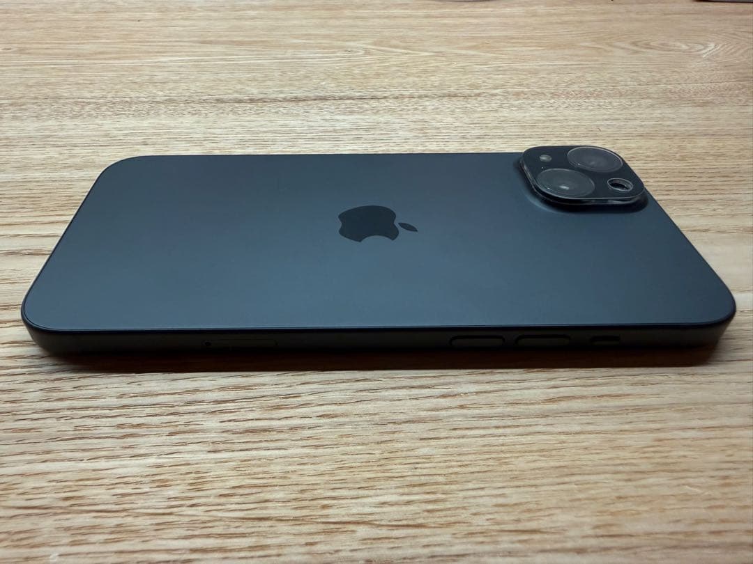 スマートフォン本体 iPhone15 Plus 256GB