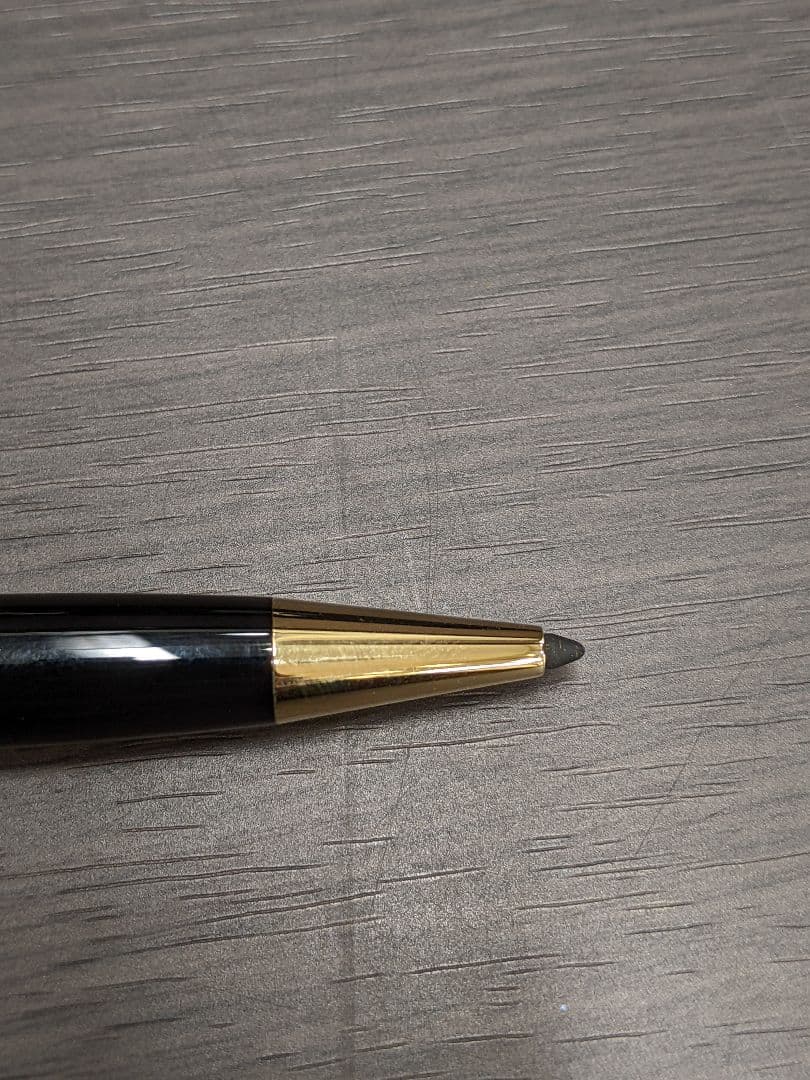 Mont Blancモンブランマイスターシュテック ボールペン 本体　黒ゴールド