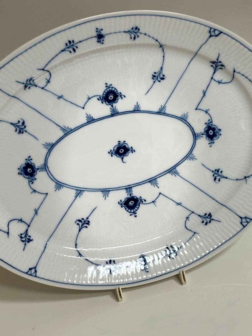 デンマーク製　  ブルーフルーテッドプレイン