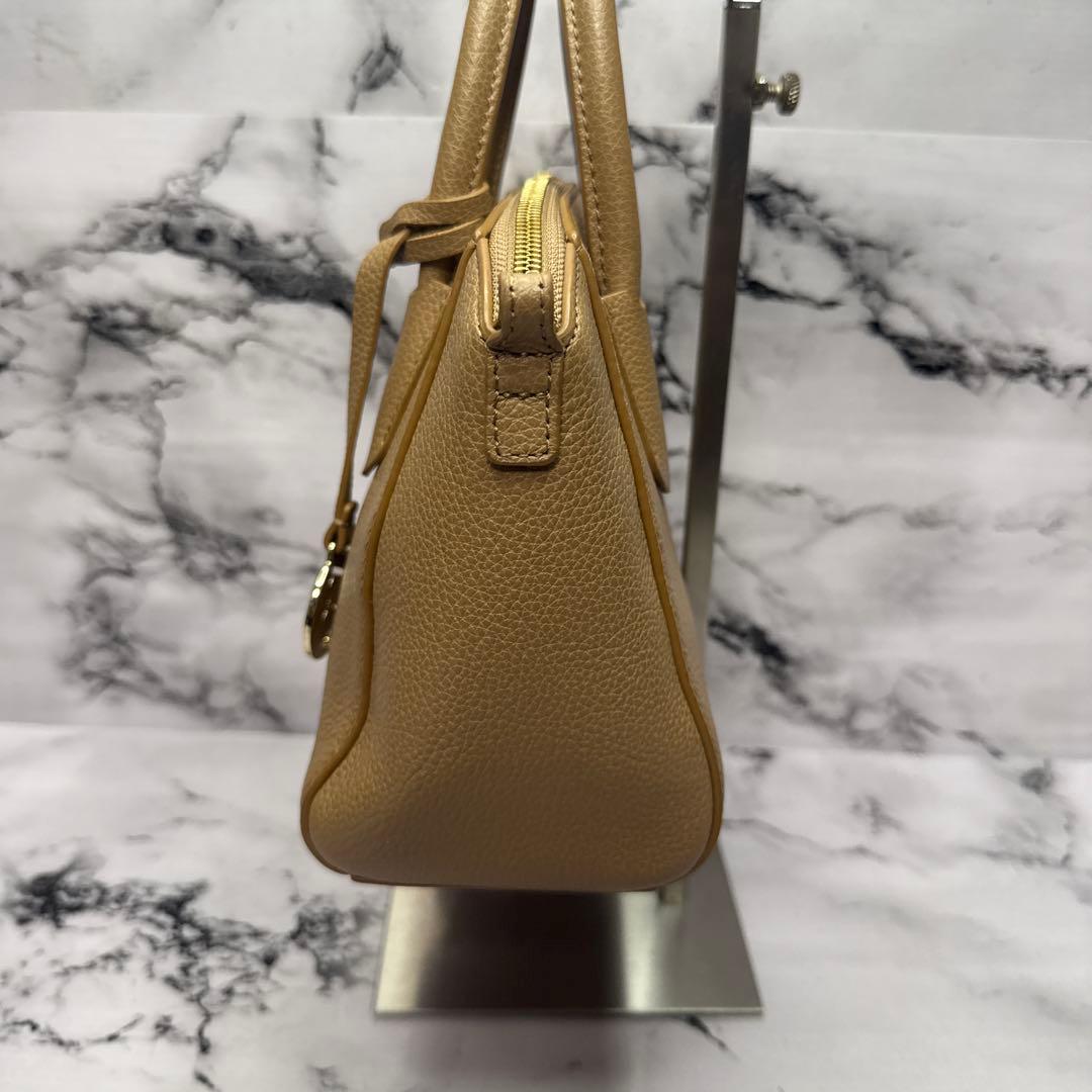 (未使用品)大人気、フルラ、テッサ、2wayバッグ、オールレザー、シボ革、人気色