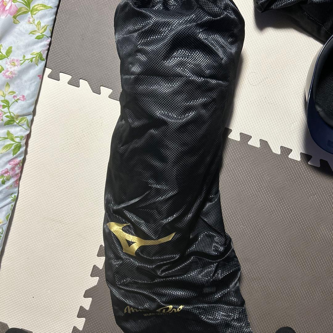 袋付き‼️MIZUNO Proキャッチャーレガース ブラック フリーサイズ