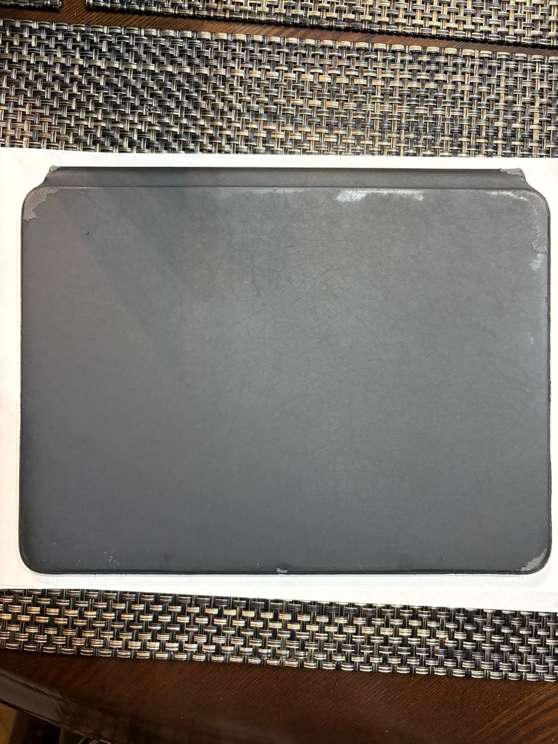 キーボード iPad magic keyboard