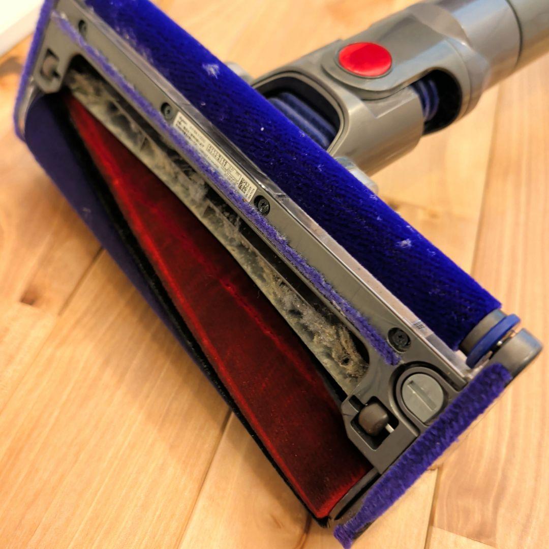 【バッテリー交換必要】ダイソン 掃除機（dyson V8 fluffy+）